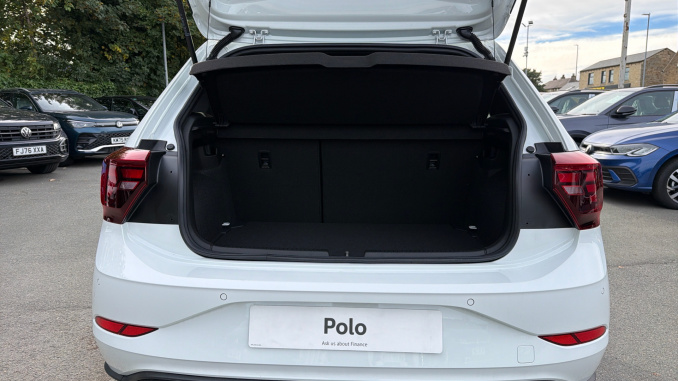 Volkswagen Polo 1.0 TSI R-Line 5dr Petrol Hatchback - Image 20
